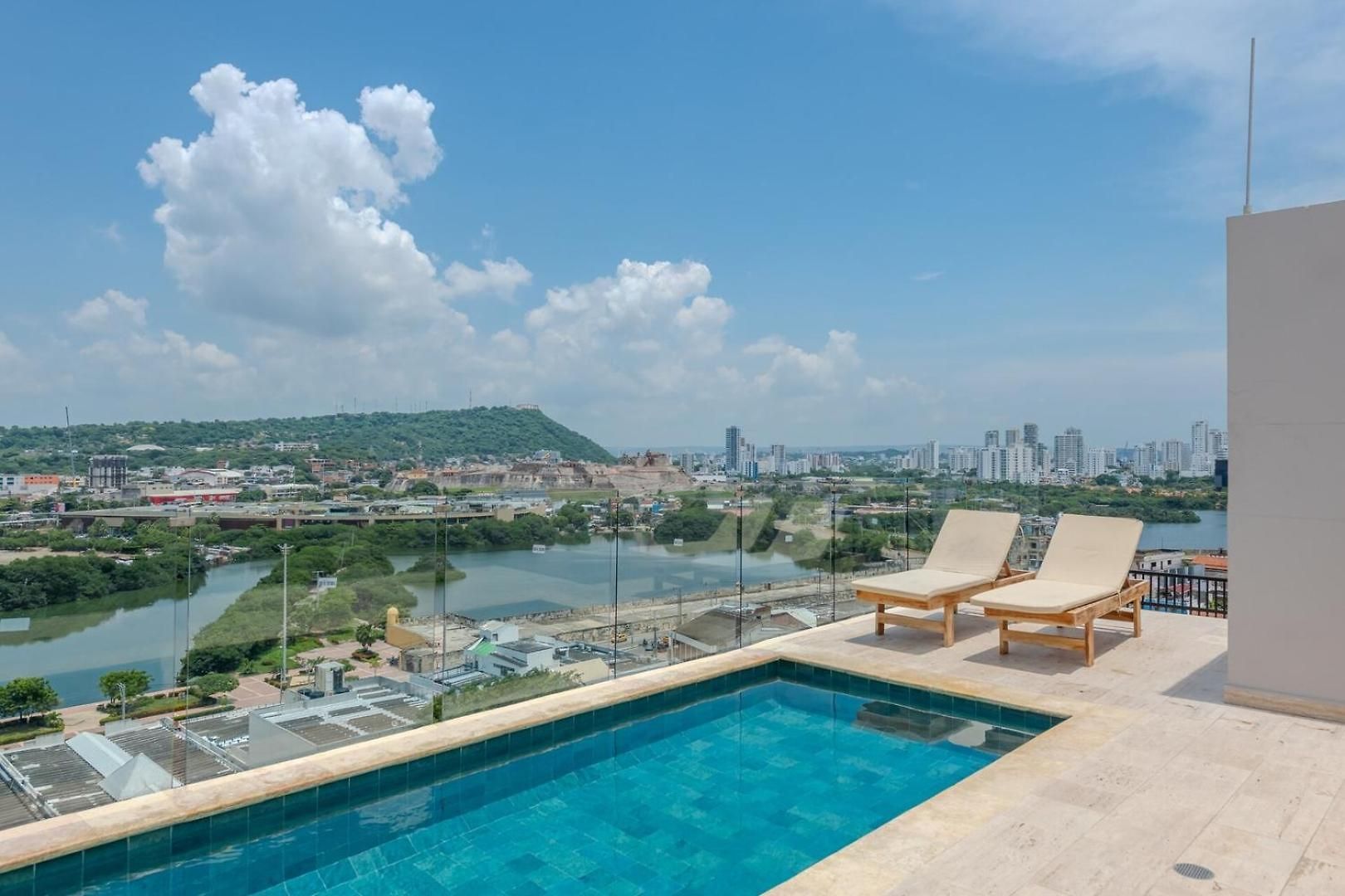 Trendy Loft - Walk To Old & Getsemani Apartment